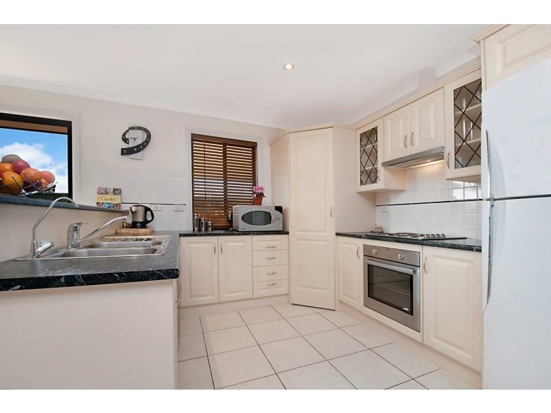 8 Dover Place, Elizabeth Park SA 5113