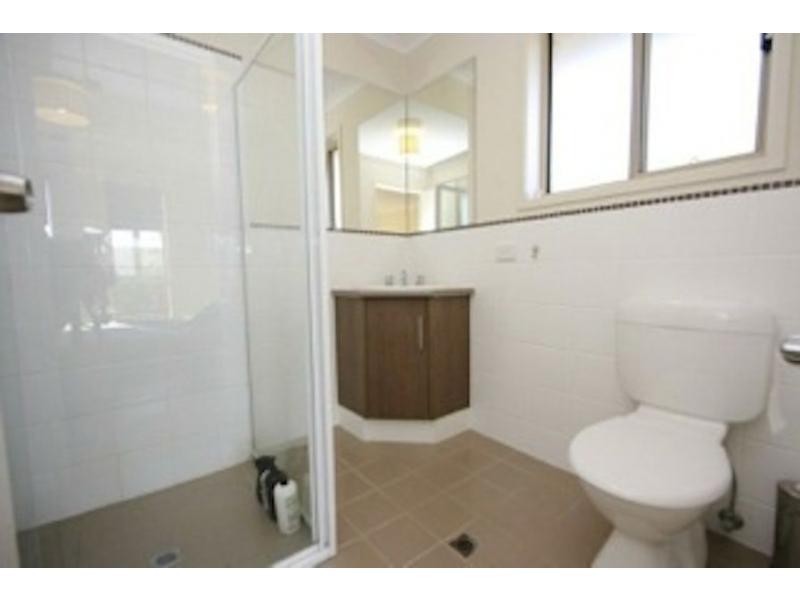 6 Sambell Court, Evanston Park SA 5116