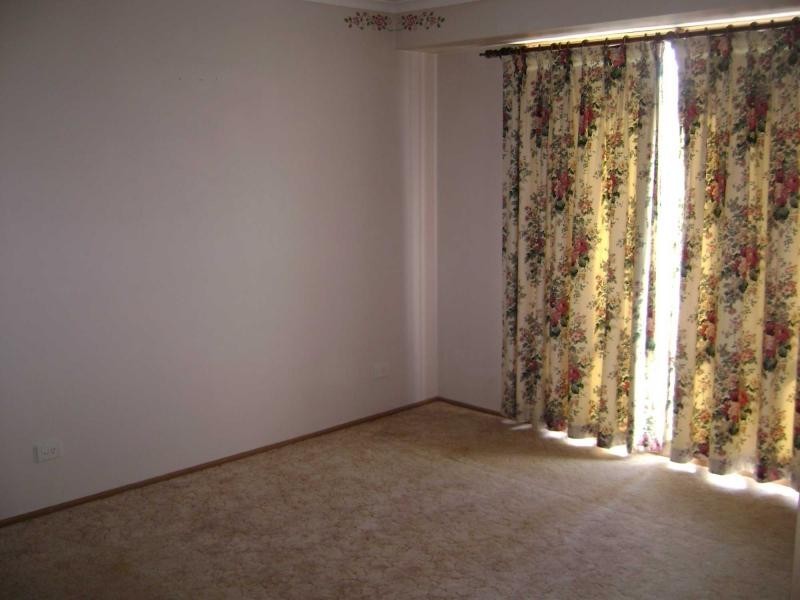 55 Waverley Park Drive, Cranbourne North VIC 3977