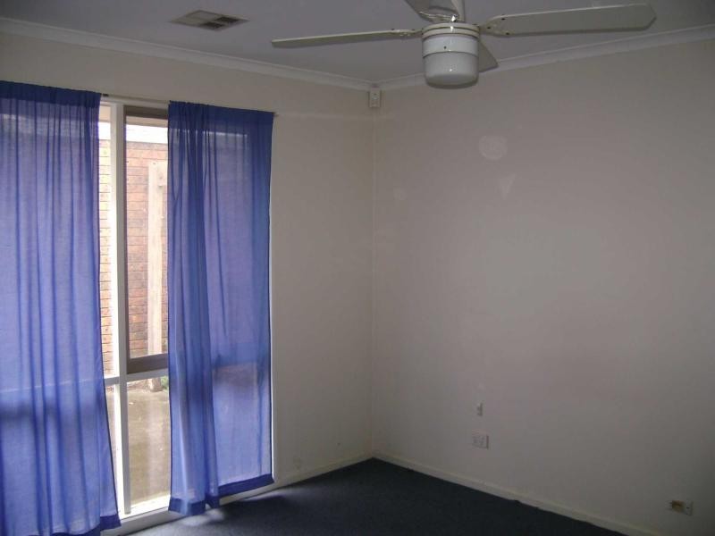 13 Cumquat Court, Cranbourne North VIC 3977