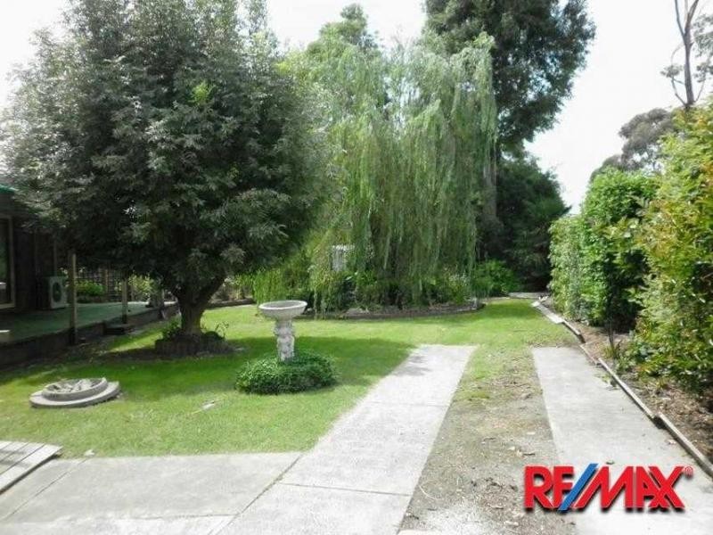 17 Garnet Court, Hampton Park VIC 3976