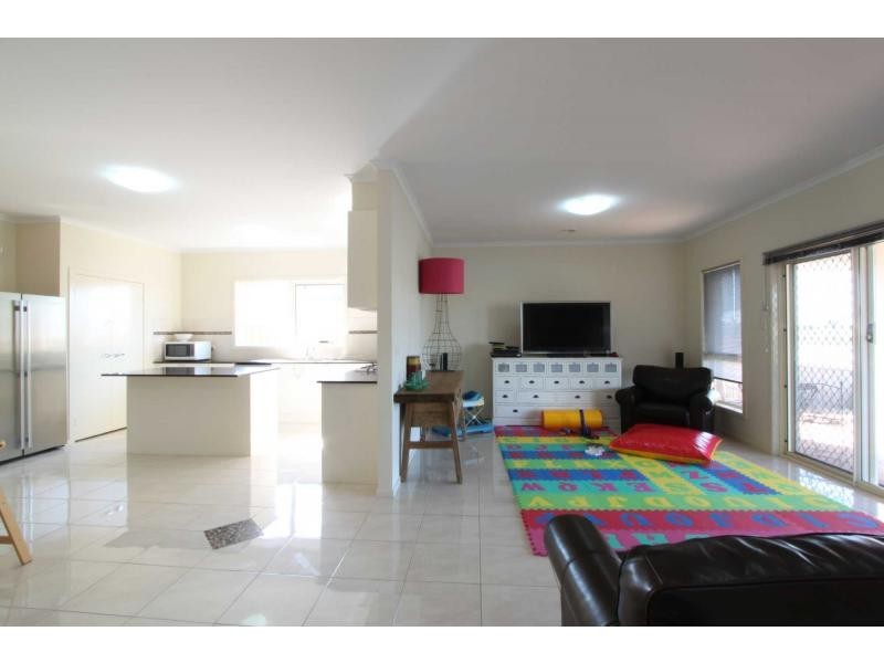 22 Quarterdeck Road, Sandhurst VIC 3977