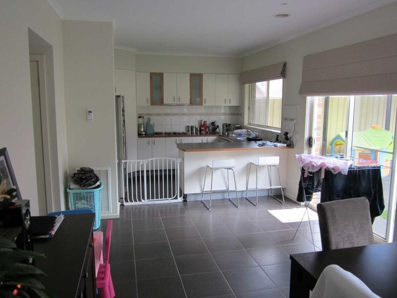 32 Kirren Close, Cranbourne VIC 3977