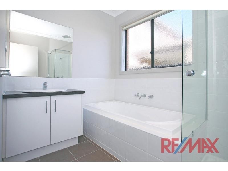 126 Alisma Boulevard, Cranbourne VIC 3977