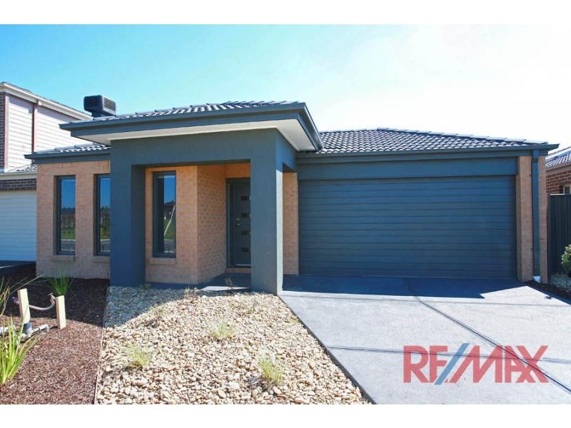 126 Alisma Boulevard, Cranbourne VIC 3977
