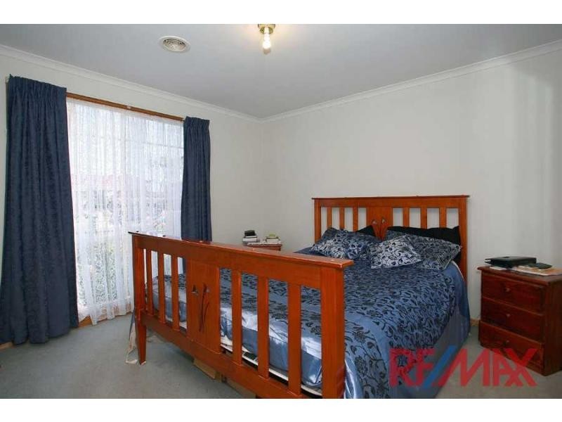 26 Fairhaven Boulevard, Cranbourne VIC 3977