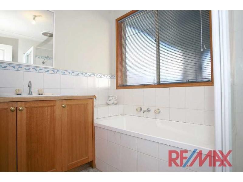 26 Fairhaven Boulevard, Cranbourne VIC 3977