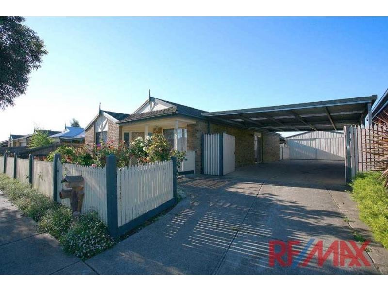 26 Fairhaven Boulevard, Cranbourne VIC 3977