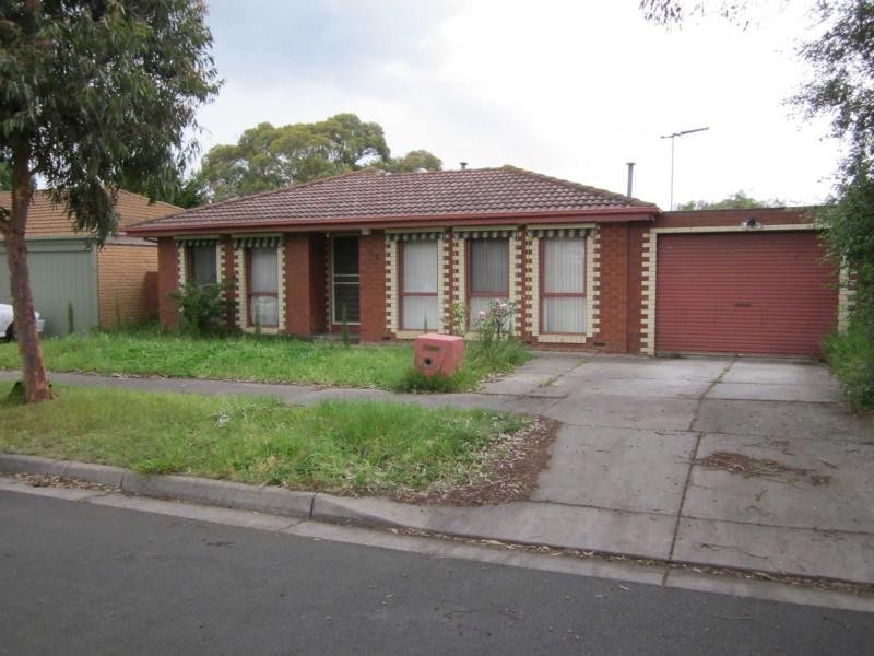 5 Phillip Court, Cranbourne North VIC 3977