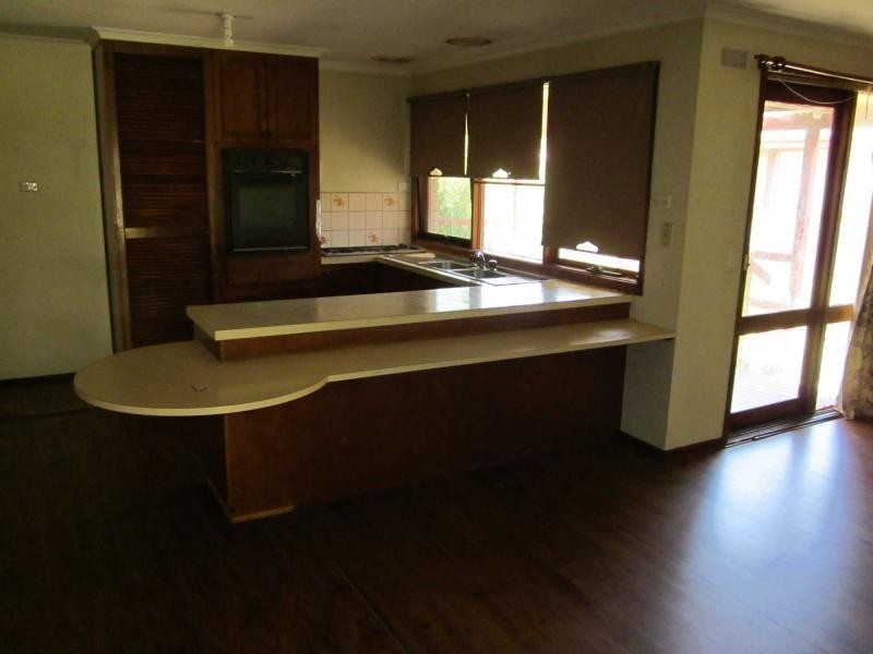 5 Phillip Court, Cranbourne North VIC 3977