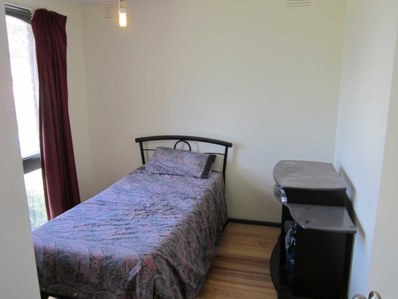 7 Moore Road, Hallam VIC 3803