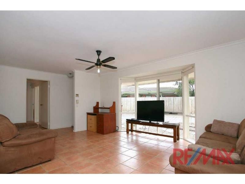 40 Gipps Crescent, Cranbourne VIC 3977