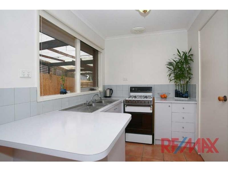 40 Gipps Crescent, Cranbourne VIC 3977