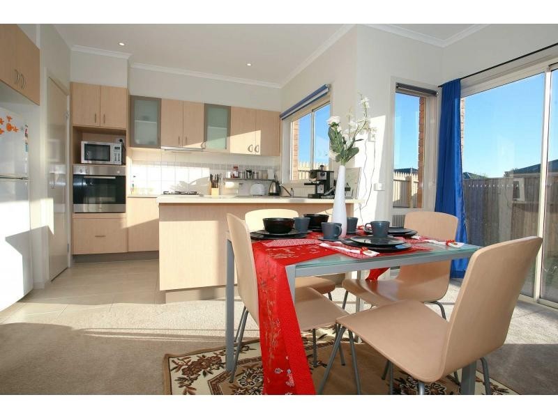 50 Kirren Close, Cranbourne VIC 3977