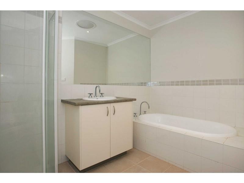 50 Kirren Close, Cranbourne VIC 3977