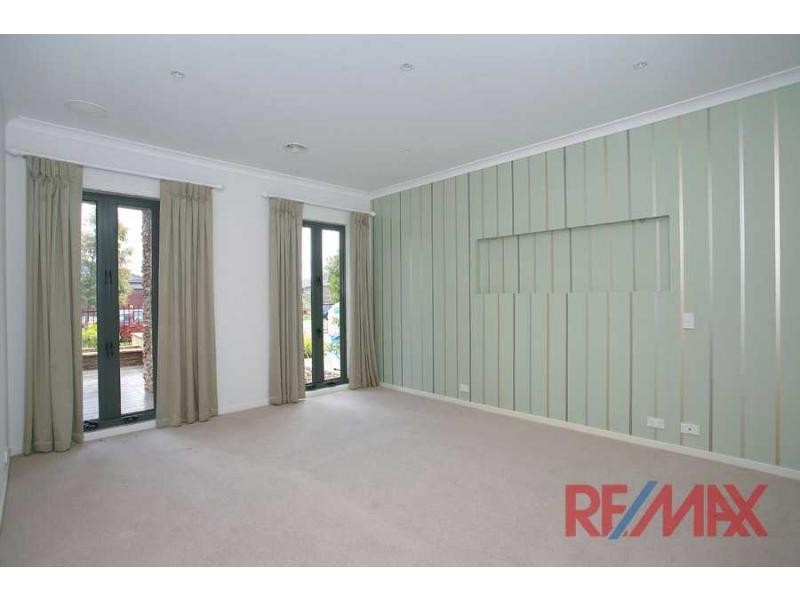 11 Brookwater Parade, Lyndhurst VIC 3975