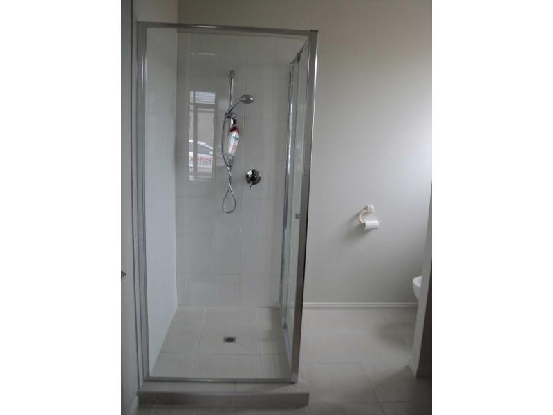 51 Charlbury Crescent, Cranbourne North VIC 3977