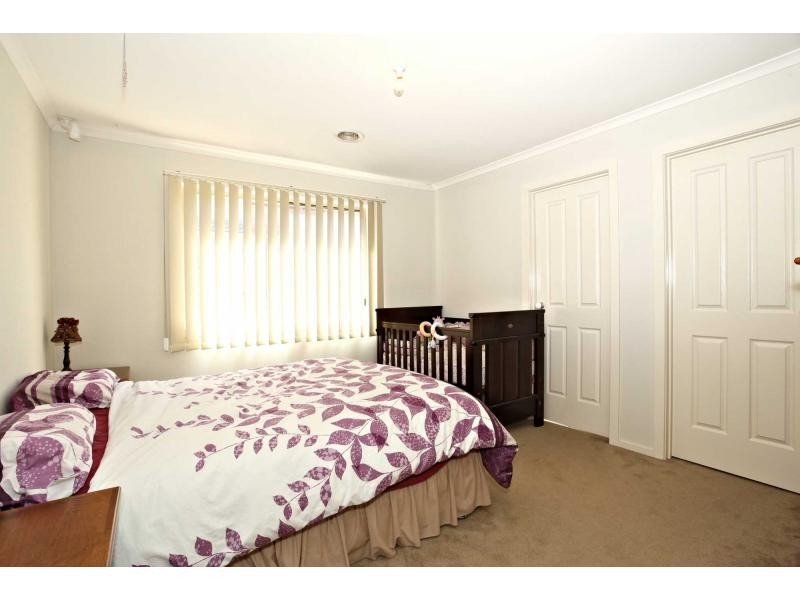 67 Golden Grove Drive, Narre Warren South VIC 3805