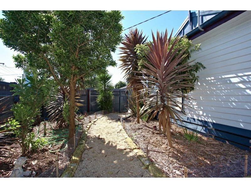 4 Glenwood Court, Cranbourne VIC 3977