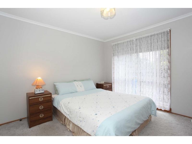 Unit 1/6 Hazlitt Court, Cranbourne VIC 3977