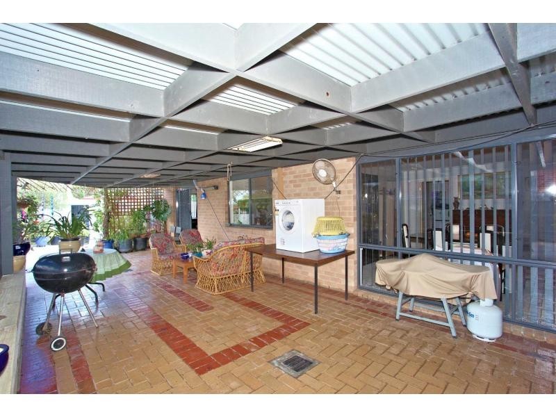 8 Dunmore Court, Cranbourne VIC 3977