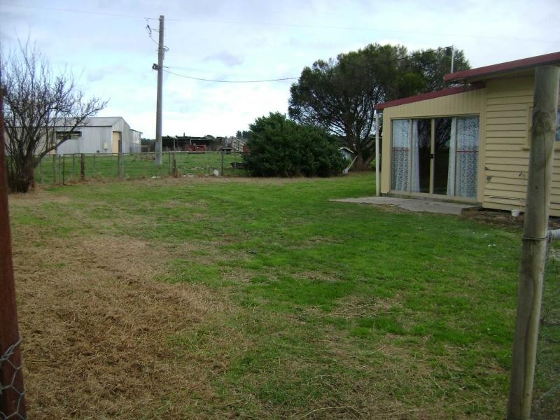 2150 South Gippsland Highway, Devon Meadows VIC 3977