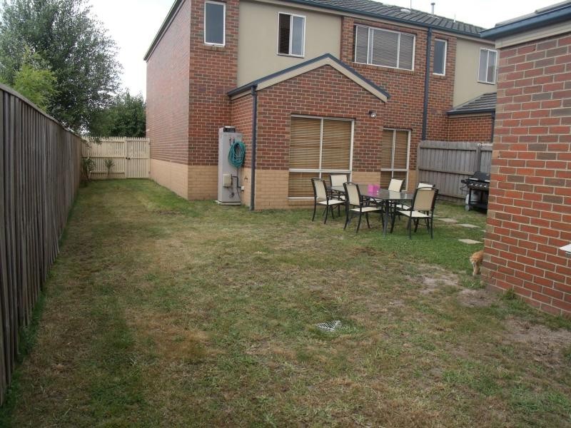 49 Kirren Close, Cranbourne VIC 3977