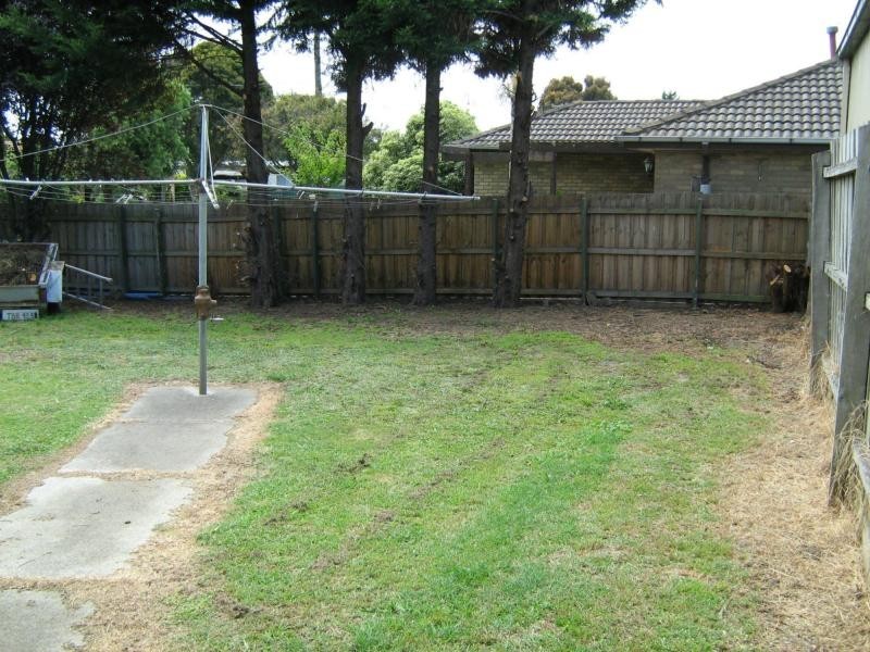 77 Camms Road, Cranbourne VIC 3977