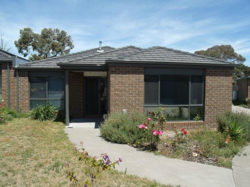 Unit 3/21 Elizabeth Street, Cranbourne VIC 3977