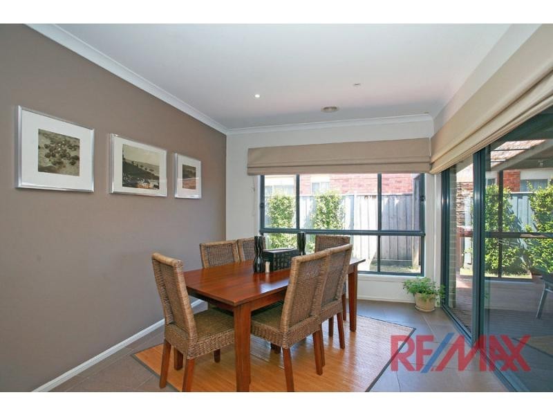 14 Alpine Heath Way, Lyndhurst VIC 3975