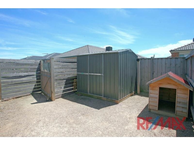 14 Alpine Heath Way, Lyndhurst VIC 3975