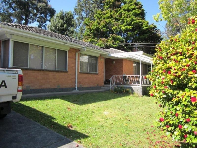 11 Hastings Avenue, Boronia VIC 3155