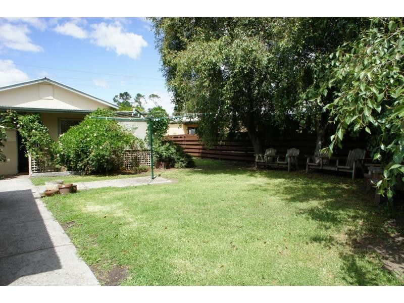 34 Railway Avenue, Tynong VIC 3813