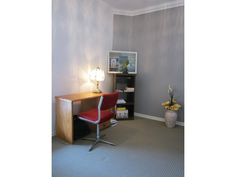 9 Hal Porter Terrace, Lynbrook VIC 3975