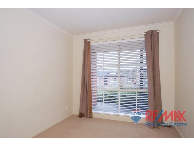 4 Meaby Drive, Pakenham VIC 3810