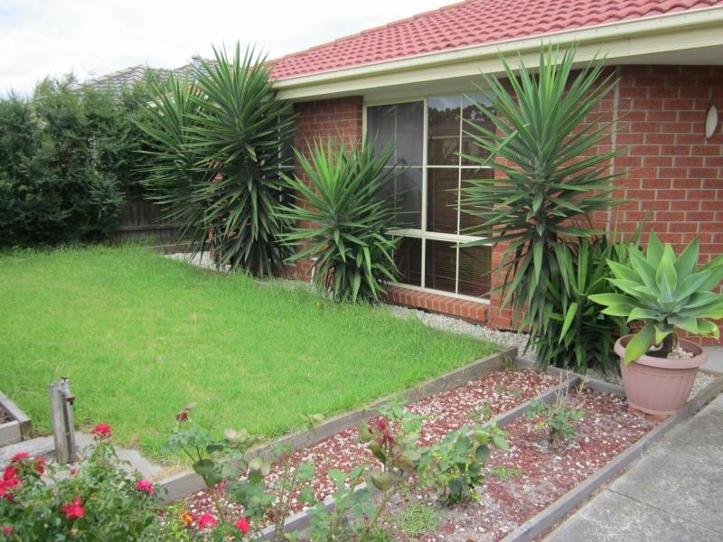 93 Oberon Drive, Carrum Downs VIC 3201