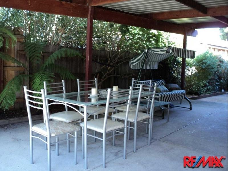 18 Mark Court, Hampton Park VIC 3976