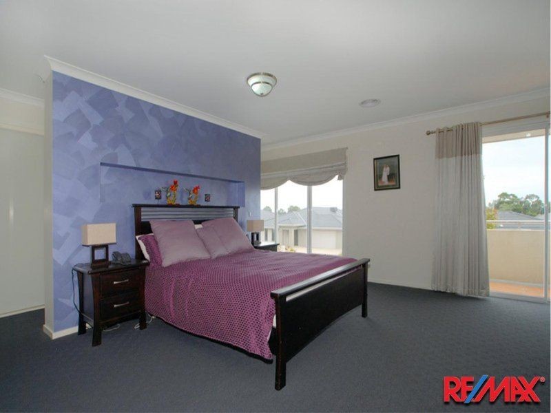 5 Cunningham Crescent, Sandhurst VIC 3977