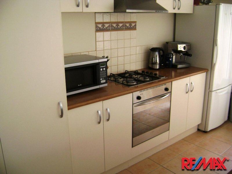 8 Sun Valley Boulevard, Lynbrook VIC 3975