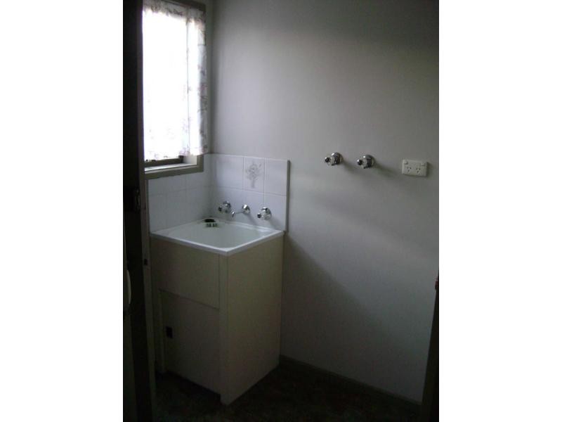 Unit 1/11 Bluegum Court, Narre Warren VIC 3805