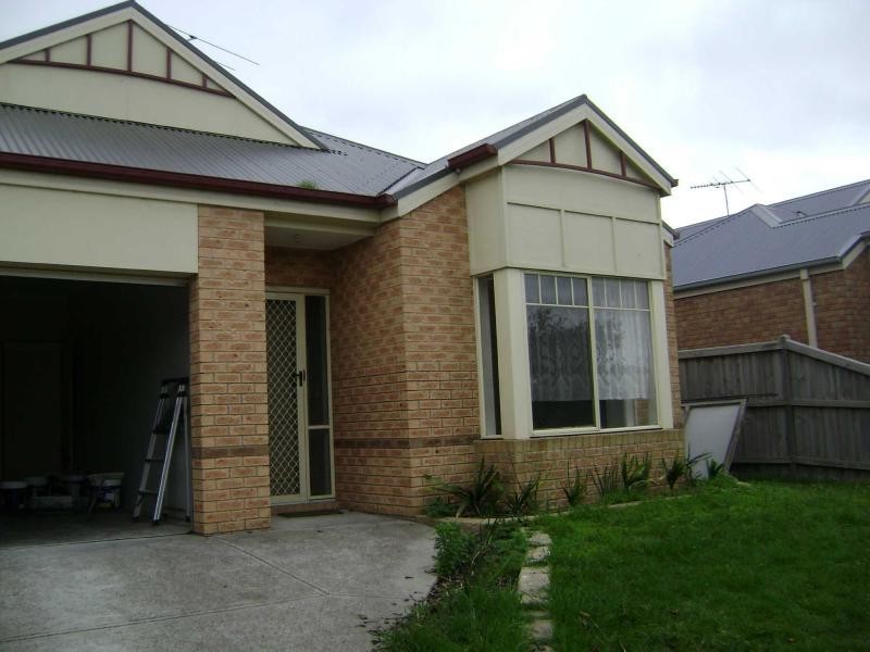 30 Jack William Way, Berwick VIC 3806