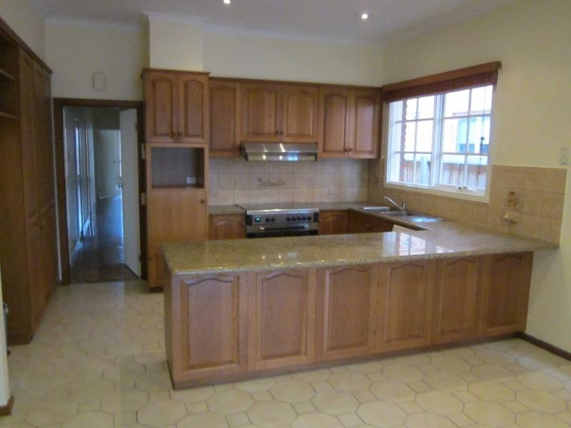 4 Corr Street, Hughesdale VIC 3166