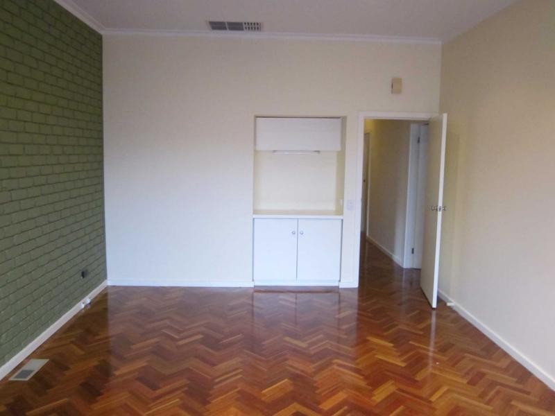 4 Corr Street, Hughesdale VIC 3166