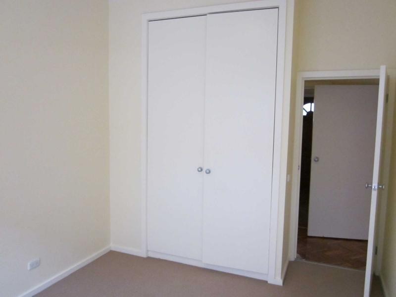 4 Corr Street, Hughesdale VIC 3166