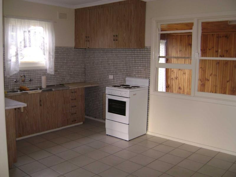 2150 South Gippsland Highway, Devon Meadows VIC 3977