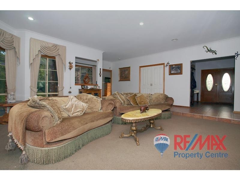 38 Mayfield Road, Cranbourne East VIC 3977