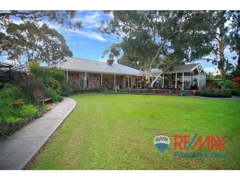 38 Mayfield Road, Cranbourne East VIC 3977