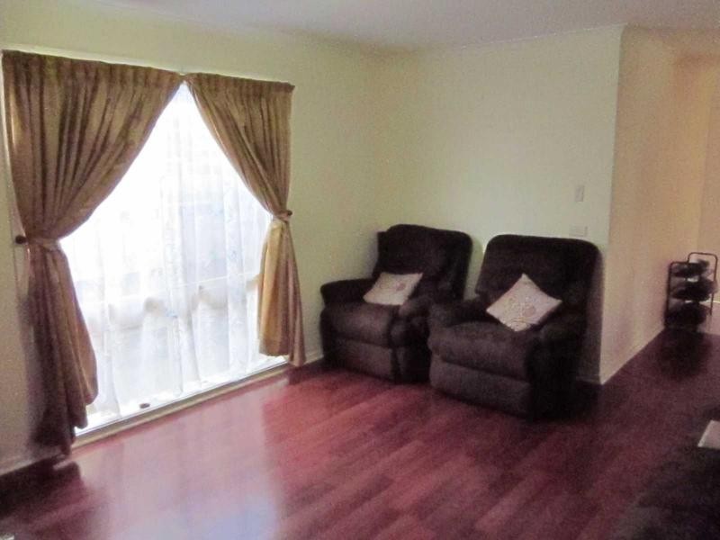 16 Charlotte Place, Cranbourne West VIC 3977