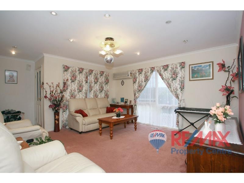11 Eyebright Square, Hallam VIC 3803