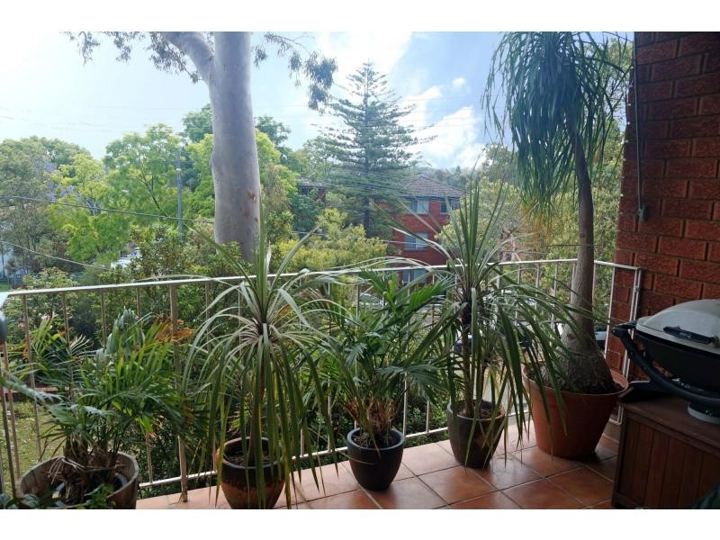 2/37 Meadow Crescent, Meadowbank NSW 2114